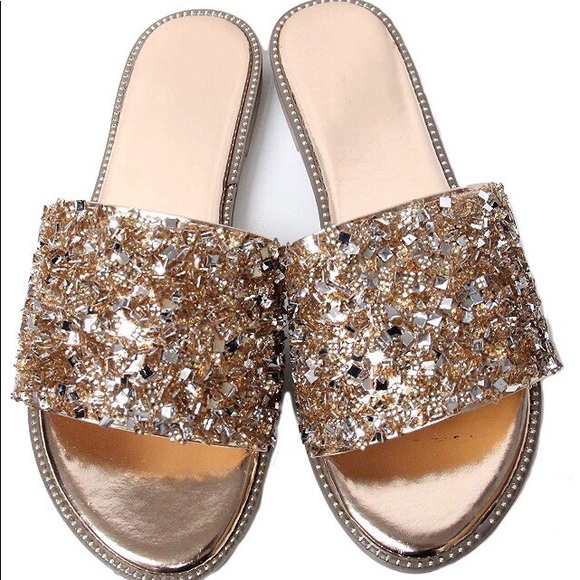 ‼️PRICE IS FIRM‼️Ros gold bling embellished sandal - Picture 2 of 5